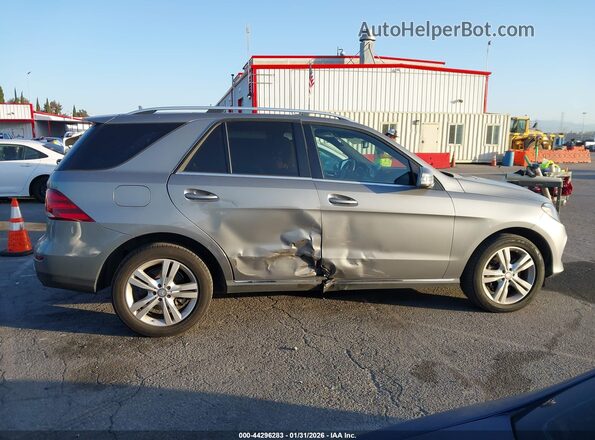 4JGDA5GBXGA601547 2016 MERCEDES-BENZ GLE 400 Silver Vista interior trasera