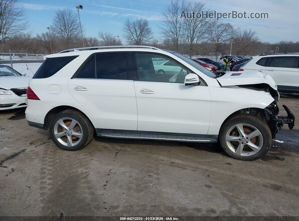 4JGDA5HB2HA848903 2017 MERCEDES-BENZ GLE 350 White უკანა სალონის ხედი