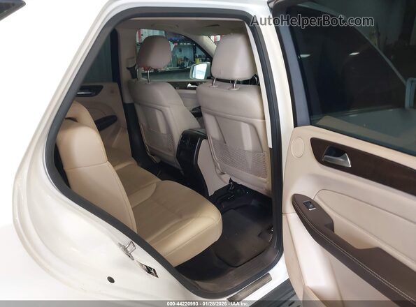 4JGDA5JB2JB165898 2018 MERCEDES-BENZ GLE 350 White Vista de la etiqueta del VIN