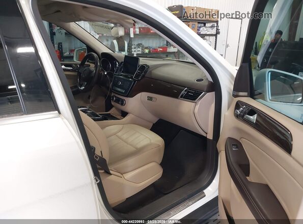 4JGDA5JB2JB165898 2018 MERCEDES-BENZ GLE 350 White Vista interior delantera