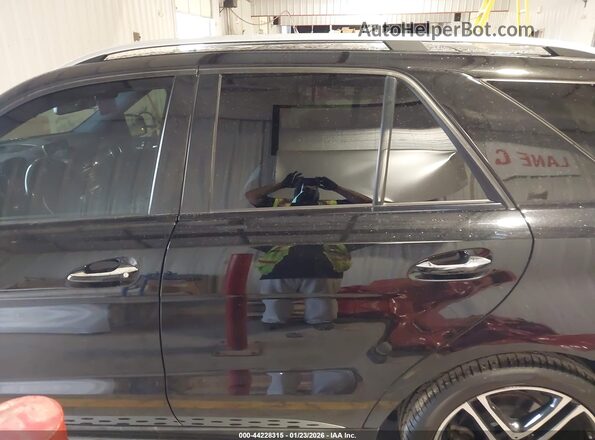 4JGDA6EB0JB033643 2018 MERCEDES-BENZ AMG GLE 43 Black 