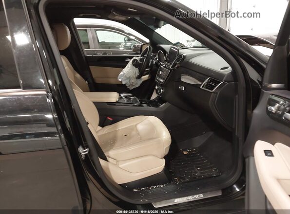 4JGDA6EB4JB157401 2018 MERCEDES-BENZ AMG GLE 43 Black Front interior view