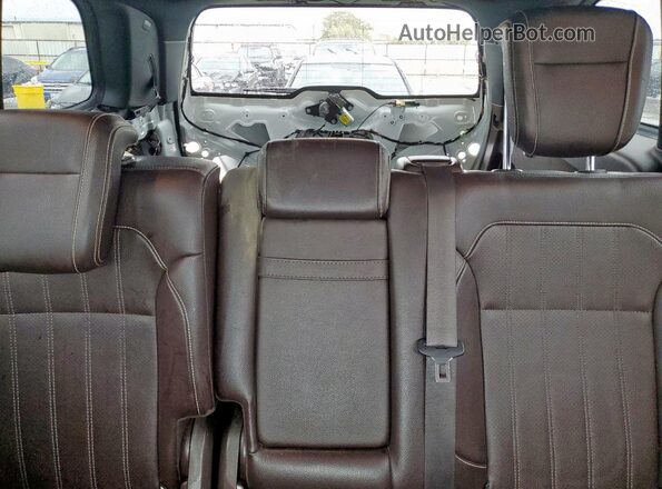 4JGDF6EE0KB239820 2019 MERCEDES-BENZ GLS White Vista de los asientos traseros