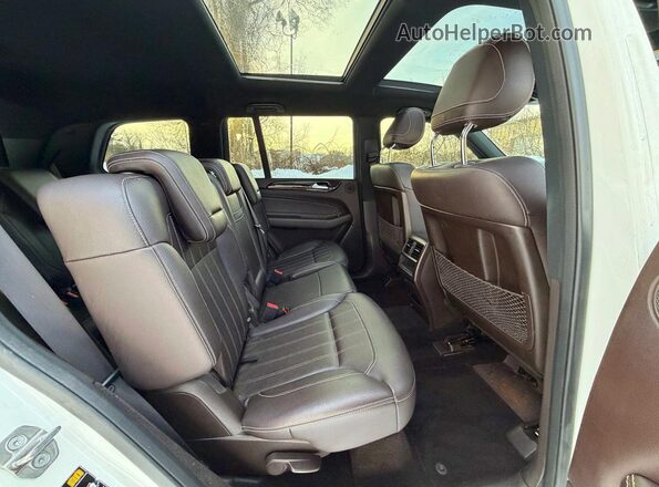 4JGDF6EE3KB183212 2019 MERCEDES-BENZ GLS White Front interior view