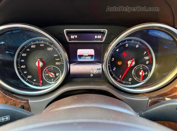4JGDF6EE3KB183212 2019 MERCEDES-BENZ GLS White Instrument cluster view