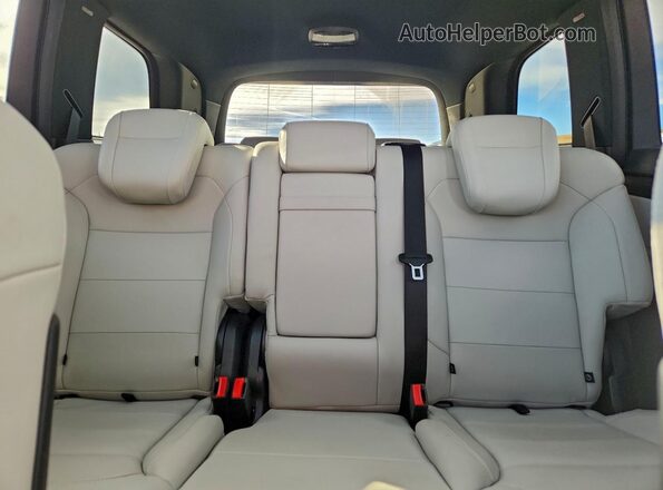 4JGDF6EE3KB235700 2019 MERCEDES-BENZ GLS Red Հետևի նստատեղերի տեսք