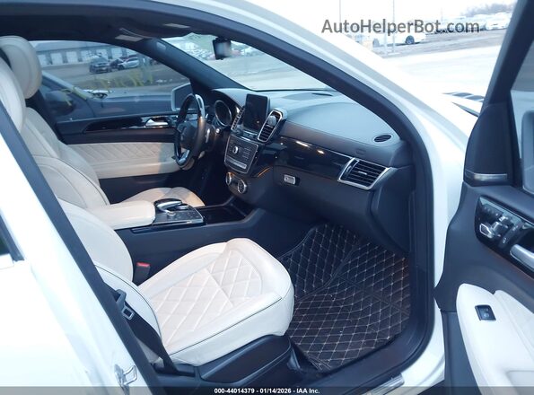 4JGDF6EE4JB160469 2018 MERCEDES-BENZ GLS 450 White Widok wnętrza z przodu
