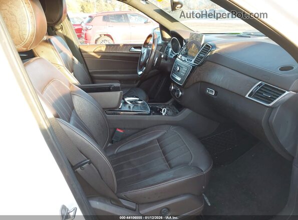 4JGDF6EE7JB122797 2018 MERCEDES-BENZ GLS 450 White Front interior view