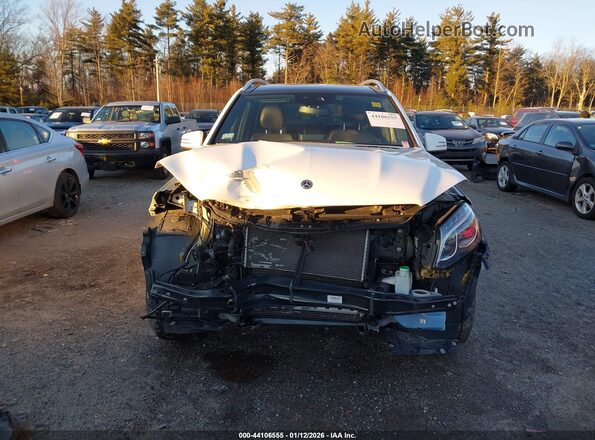 4JGDF6EE7JB122797 2018 MERCEDES-BENZ GLS 450 White Rear interior view