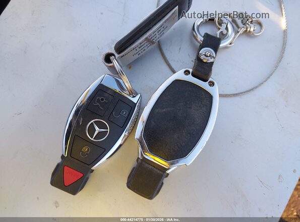 4JGDF6EE7JB174463 2018 MERCEDES-BENZ GLS 450 White Dashboard view
