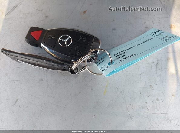 4JGDF6EE7KB212405 2019 MERCEDES-BENZ GLS 450 Черный Вид панели приборов