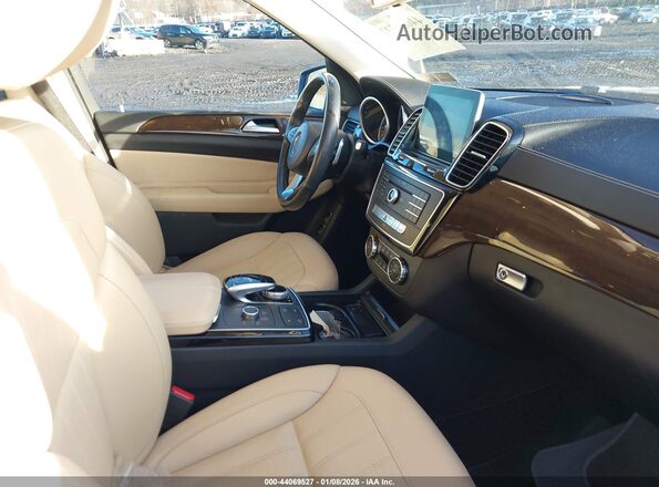 4JGDF6EE8JB049133 2018 MERCEDES-BENZ GLS 450 Gray Widok wnętrza z przodu