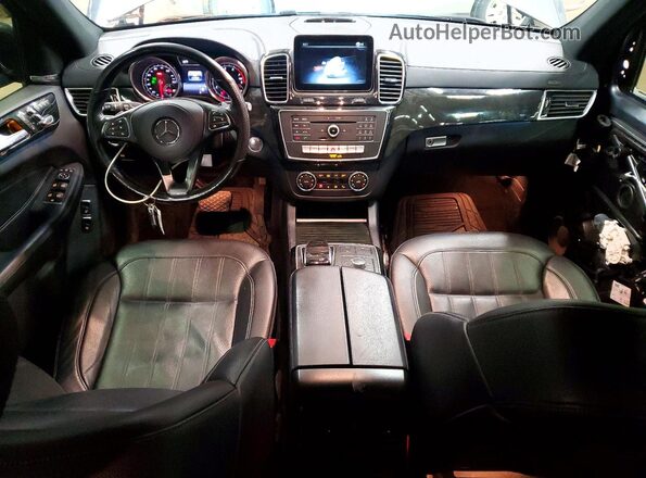 4JGDF6EE8JB173256 2018 MERCEDES-BENZ GLS Gray Vista del salpicadero