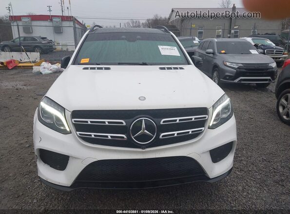 4JGDF7DE0HA778427 2017 MERCEDES-BENZ GLS 550 White Widok wnętrza z tyłu