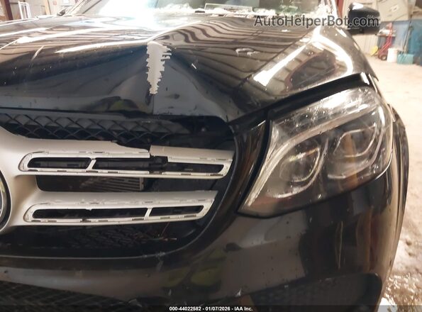 4JGDF7DE3JB002972 2018 MERCEDES-BENZ GLS 550 Черный Вид спереди