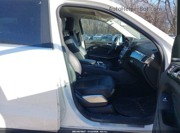 4JGDF7DE4HA755166 2017 MERCEDES-BENZ GLS 550 White Front interior view