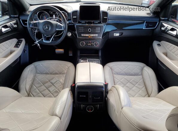 4JGED6EBXHA070887 2017 MERCEDES-BENZ GLE White Vista del salpicadero