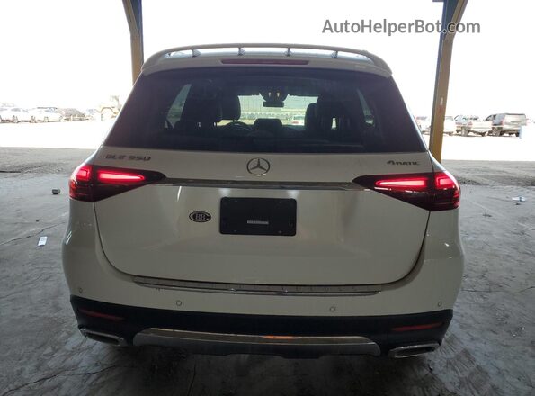4JGFB4FB3RA992285 2024 MERCEDES-BENZ GLE White Հետևի տեսք