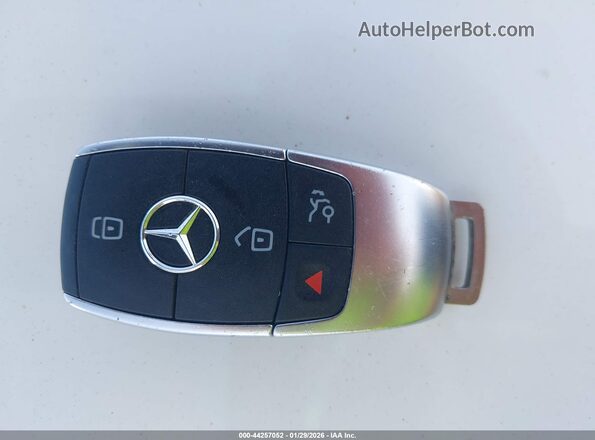 4JGFB4JB6NA606900 2022 MERCEDES-BENZ GLE 350 White Dashboard view