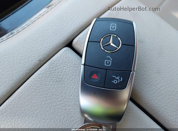 4JGFB4JB7LA126068 2020 MERCEDES-BENZ GLE 350 White Вид панелі приладів