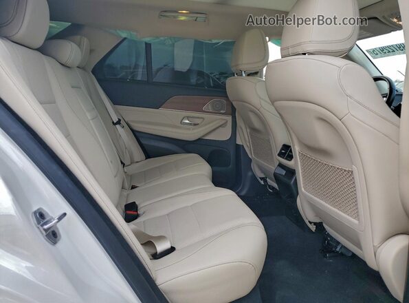 4JGFB4JB8NA813367 2022 MERCEDES-BENZ GLE White Սալոնի հետևի տեսք
