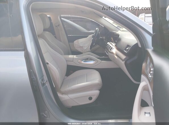 4JGFB4KB6NA823667 2022 MERCEDES-BENZ GLE 350 Silver Vista interior delantera