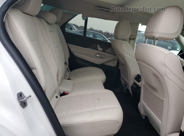 4JGFB4KE0PA943770 2023 MERCEDES-BENZ GLE White Widok wnętrza z tyłu