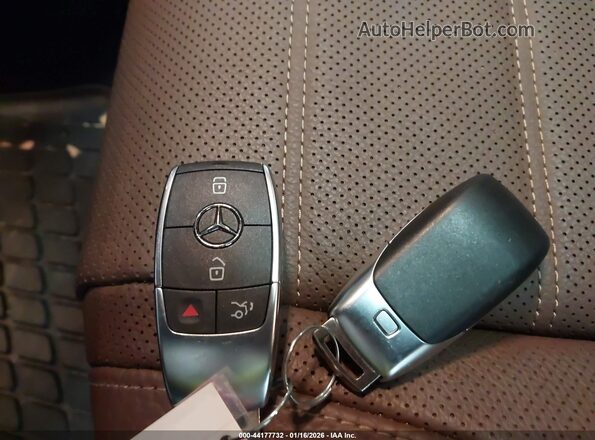 4JGFB5KB7RB102585 2024 MERCEDES-BENZ GLE 450 Blue Dashboard view