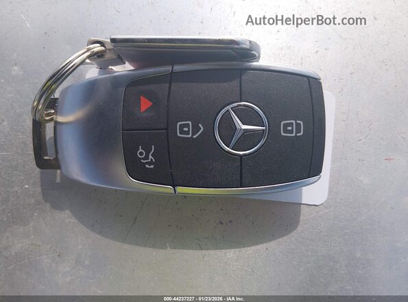 4JGFB8FE1SB346664 2025 MERCEDES-BENZ GLE 580 White Vista del salpicadero