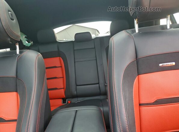 4JGFD8KB0NA770806 2022 MERCEDES-BENZ GLE White Vista de los asientos traseros