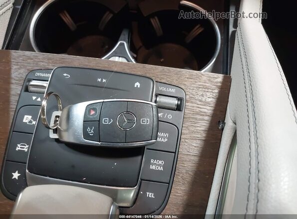 4JGFF5KE8MA318815 2021 MERCEDES-BENZ GLS 450 Black Widok deski rozdzielczej