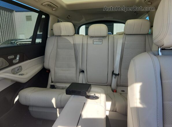 4JGFF8FE3SB411793 2025 MERCEDES-BENZ GLS Белый Вид задних сидений
