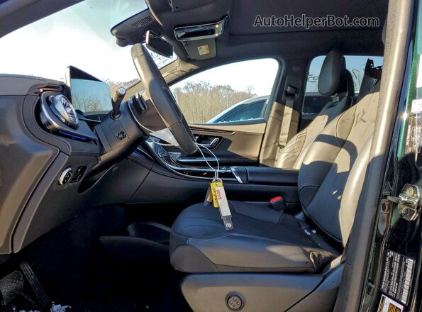 4JGGM1CB3SA067304 2025 MERCEDES-BENZ EQE Зеленый Вид салона спереди