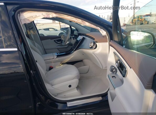 4JGGM2BB0SA060799 2025 MERCEDES-BENZ EQE Black წინა სალონის ხედი