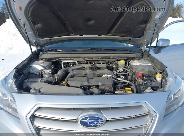 4S3BNAD68H3002703 2017 SUBARU LEGACY Silver უკანა ხედი