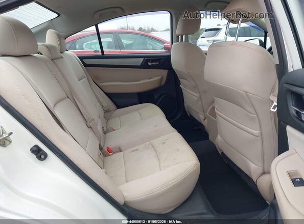 4S3BNAF64H3017938 2017 SUBARU LEGACY White Vista de la etiqueta del VIN