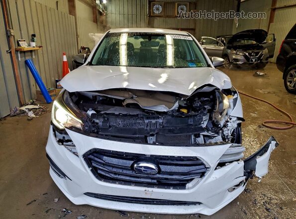 4S3BNAR6XK3035346 2019 SUBARU LEGACY White Вид спереду