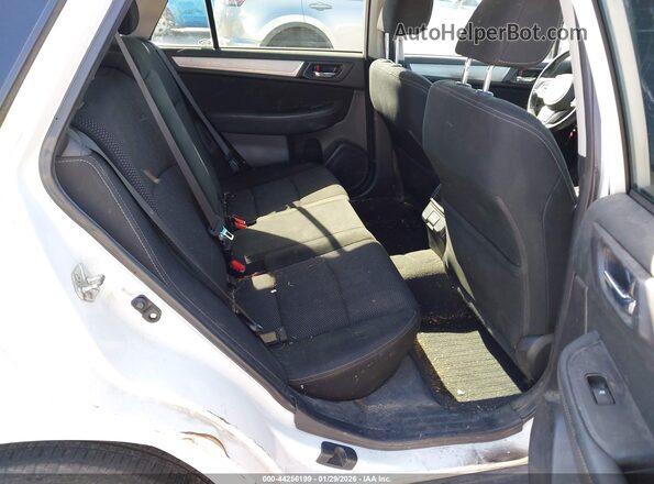 4S4BSADC2J3263051 2018 SUBARU OUTBACK White Widok naklejki z numerem VIN