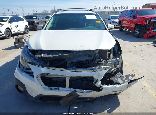 4S4BSADC2J3263051 2018 SUBARU OUTBACK White Widok zestawu wskaźników