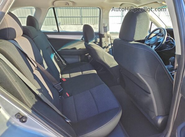 4S4BSADC5H3301219 2017 SUBARU OUTBACK Silver Rear interior view