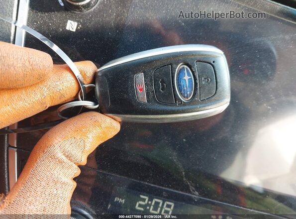 4S4BSENC7K3275106 2019 SUBARU OUTBACK Blue Vista del salpicadero