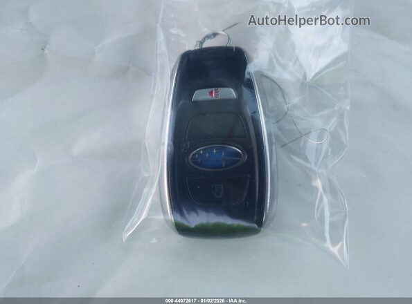 4S4BSETC3J3392103 2018 SUBARU OUTBACK White Dashboard view