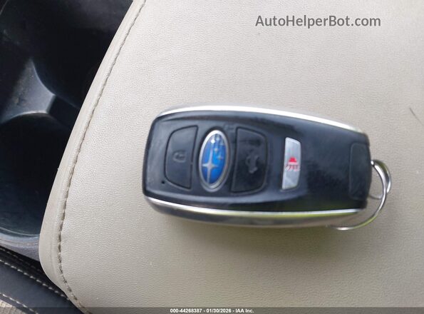 4S4BTACC1L3232701 2020 SUBARU OUTBACK Beige Առջևի վահանակի տեսք