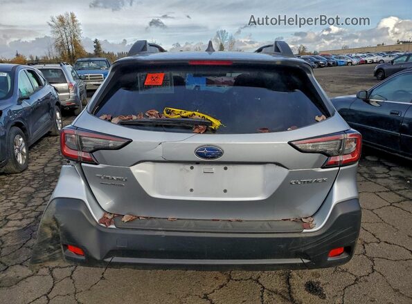 4S4BTADC9S3137140 2025 SUBARU OUTBACK Silver Հետևի տեսք