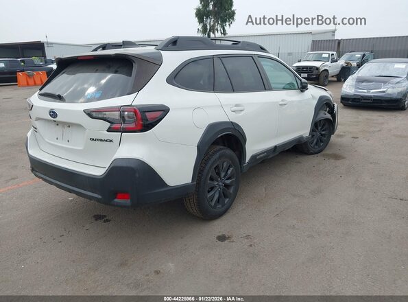 4S4BTALC2P3140230 2023 SUBARU OUTBACK White Задня права чверть