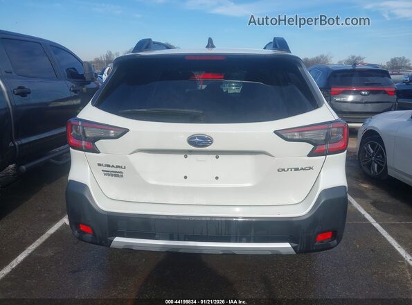 4S4BTANC7P3218515 2023 SUBARU OUTBACK Белый 