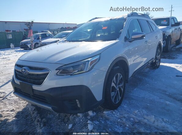 4S4BTAPC4L3123062 2020 SUBARU OUTBACK White Առջևի ձախ երեք քառորդ տեսարան