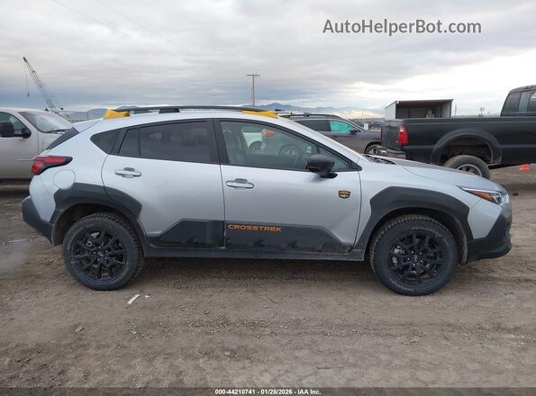 4S4GUHU67T3710320 2026 SUBARU CROSSTREK Silver 