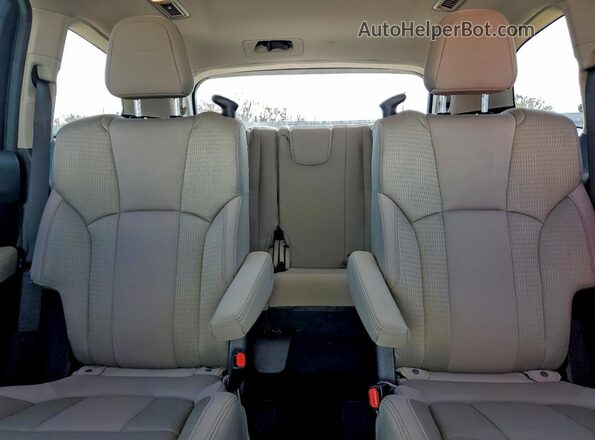 4S4WMAED6R3407862 2024 SUBARU ASCENT White Widok tylnych siedzeń