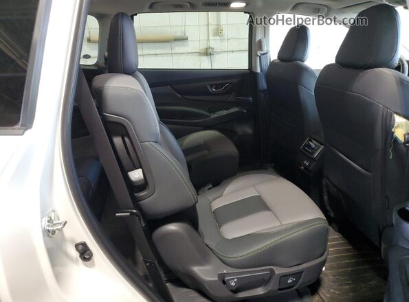 4S4WMAFD2S3422055 2025 SUBARU ASCENT White Vista interior trasera